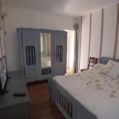 Maison Dans Ecrin De Verdure En Perigord Noir Holiday home *